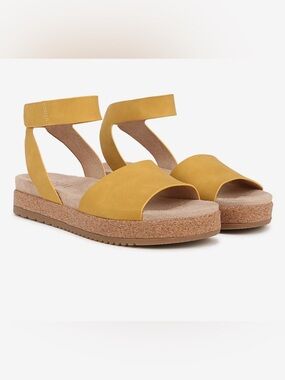 SOUL Naturalizer Yellow Cork-Style Platform Sandals